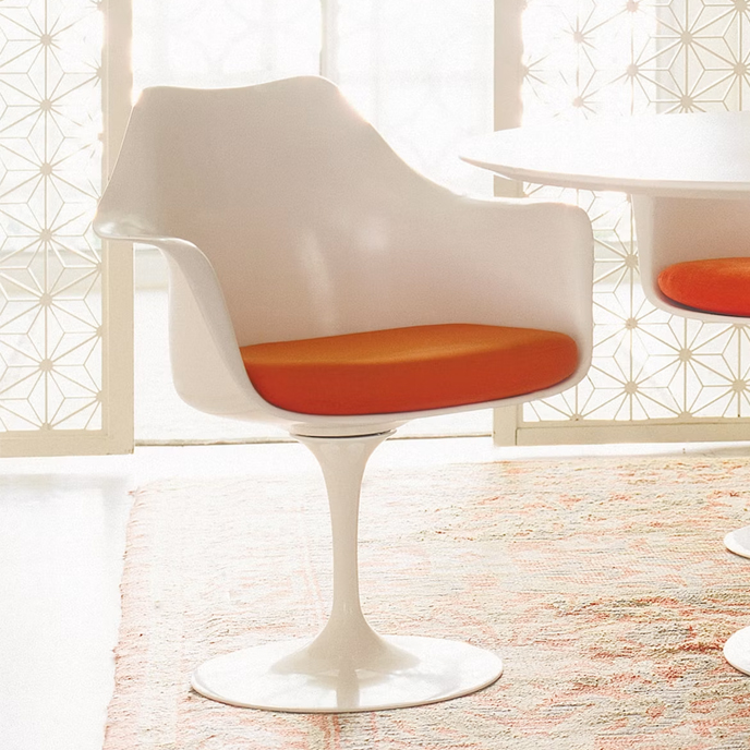 Saarinen Tulip Chair