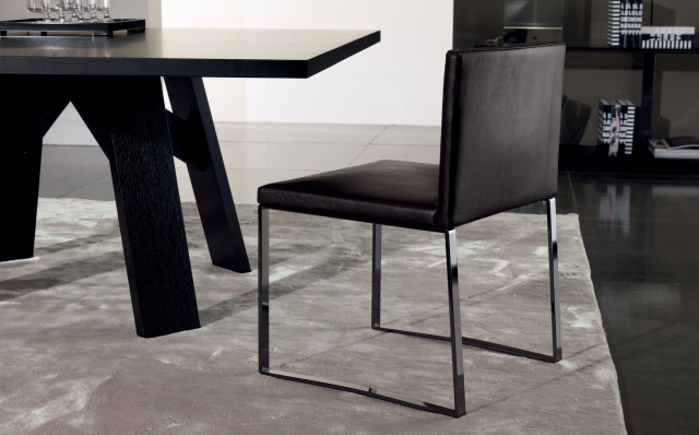 Flynt Dining Chair