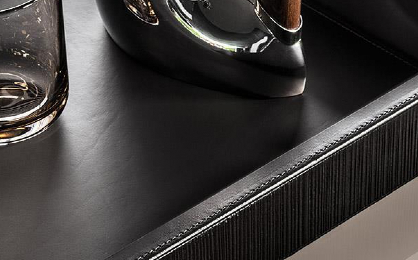Overby Tray