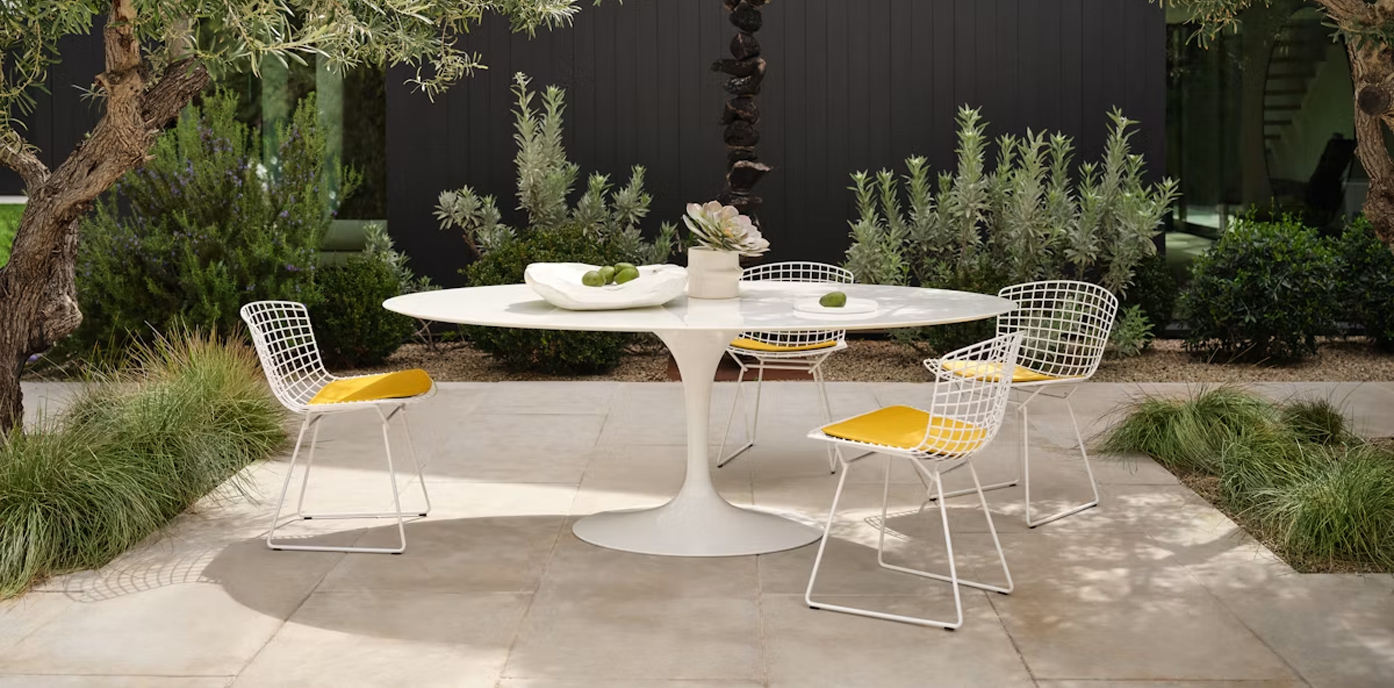 Saarinen Tulip Outdoor Dining Tables