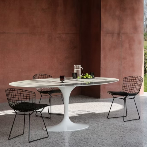 Saarinen Tulip Outdoor Dining Tables