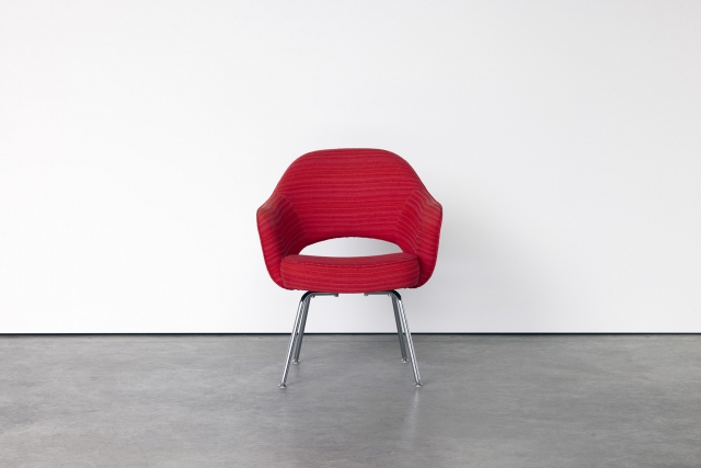 Saarinen executive armchair