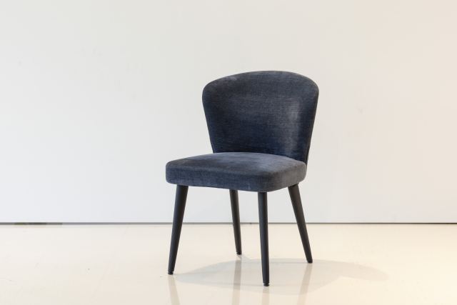 Aston dining chair