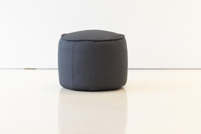 Float round ottoman