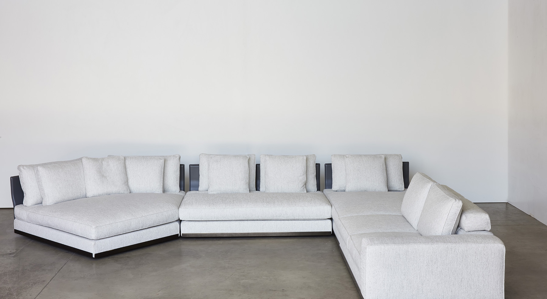 West sofa - dedece