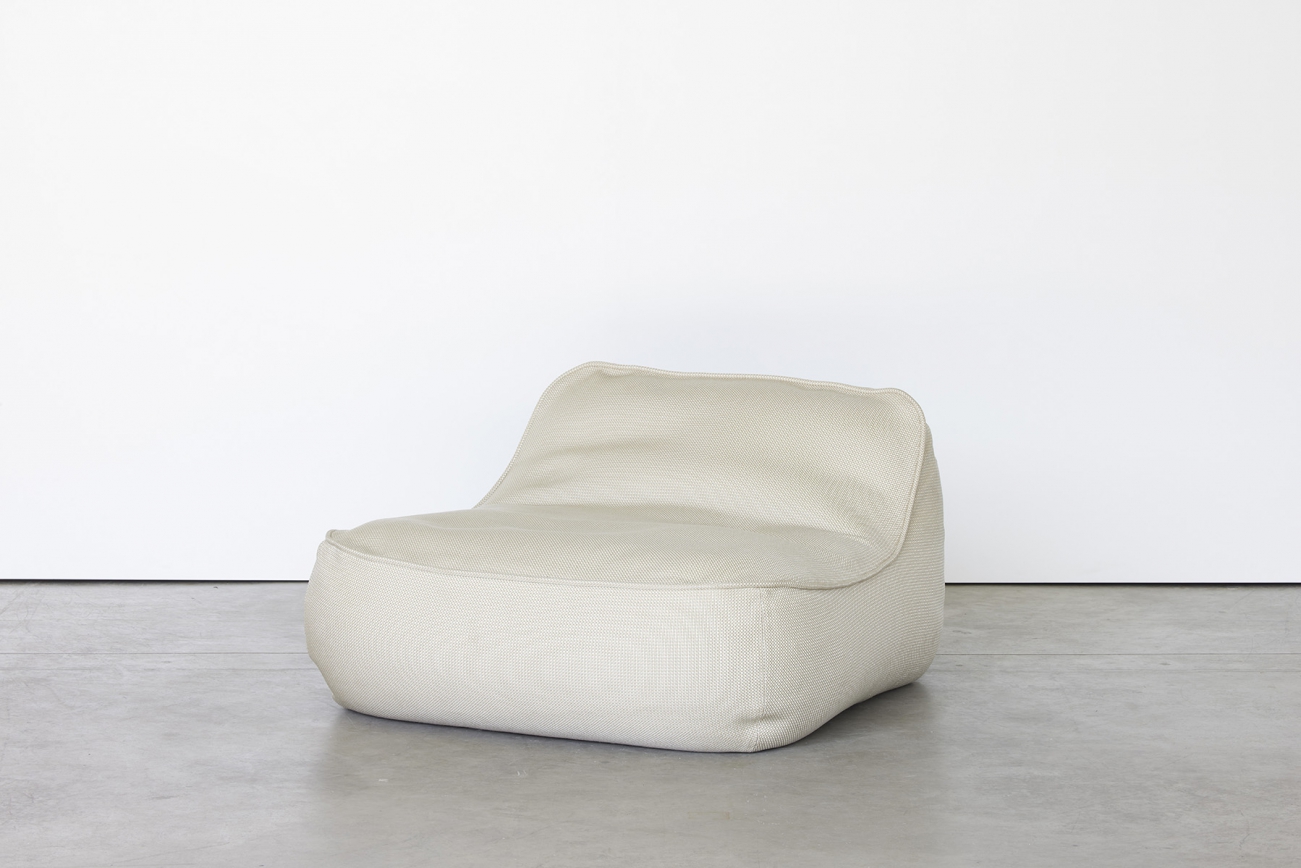 Float easy chair - dedece