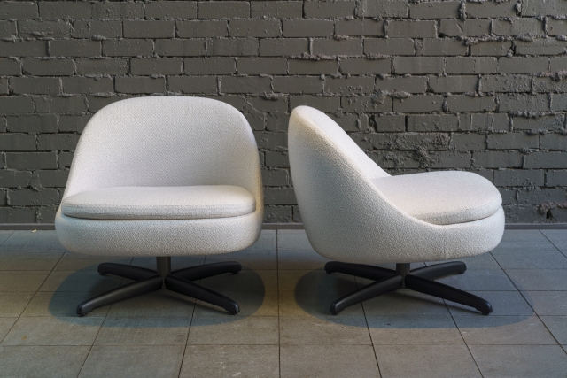 Sendai swivel armchair