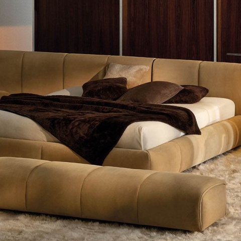 Ruffle Bed