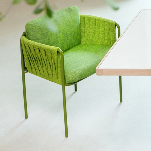 Plisse Dining